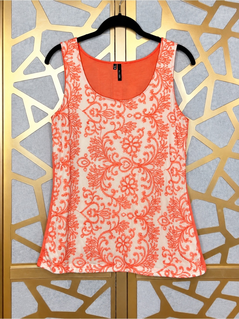 Embroidered Sleeveless Top Maurices Size Medium